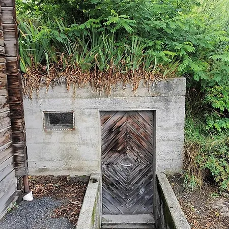 ホステル Berg - Huette Beim H O T E L Bahnhof Ausserberg