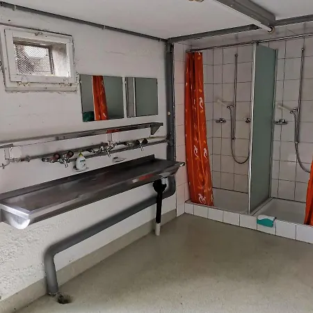 Auberge de jeunesse Berg - Huette Beim H O T E L Bahnhof