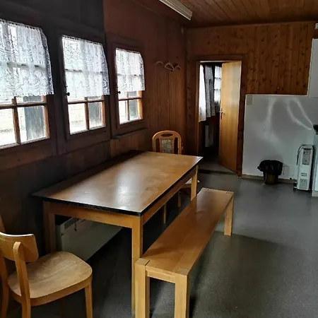 Berg - Huette Beim H O T E L Bahnhof *