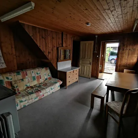 Berg - Huette Beim H O T E L Bahnhof * Ausserberg